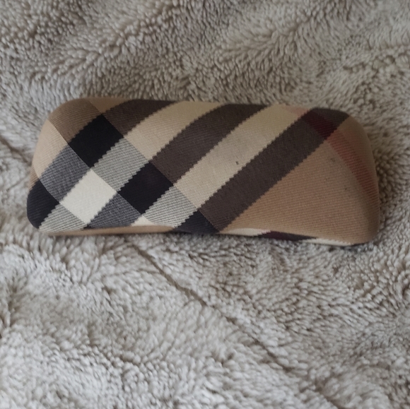 Burberry eyeglass case - Picture 1 of 7